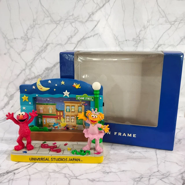 UNIVERSAL STUDIOS JAPAN Park Souvenir Sesame Street Resin Photo Frame
