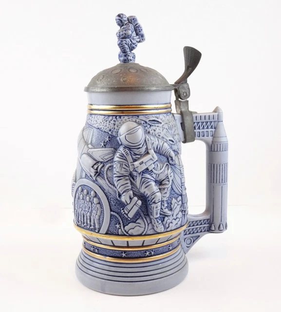 Vtg AVON 1991 Conquest of Space Stein w/Lid Handcrafted Collectible Astronaut