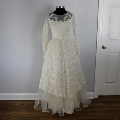Vintage Ivory Wedding Dress Size 10 Lace