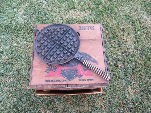 Vintage Lodge #8 Cast Iron Waffle Maker Iron Part Parts