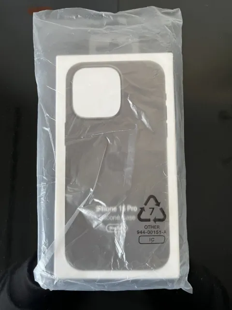 Apple Silicone Case MagSafe iPhone 15 Pro - Clay - Damaged Box - Sealed