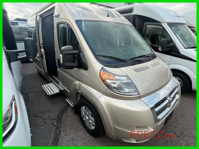 2018 Roadtrek ZION SRT Used 2018 Roadtrek ZION SRT Used