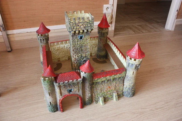 Château Fort Georgie’s Castle – Le Toy Van Papo TV211 – Moyen-Âge (neuf Boîte)