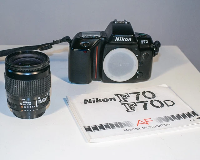 Nikon F70 Avec Zoom AF Nikkor 28-80 Mm - Boîtier Argentique Reflex 35 Mm (occasion)