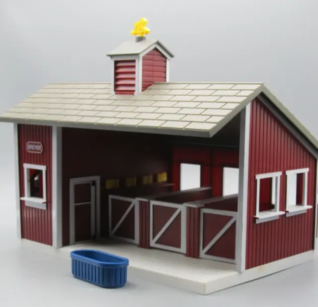 Breyer 07005 Stablemates Red Barn 3 Stall Horse Stable 7" x 11" x 7"