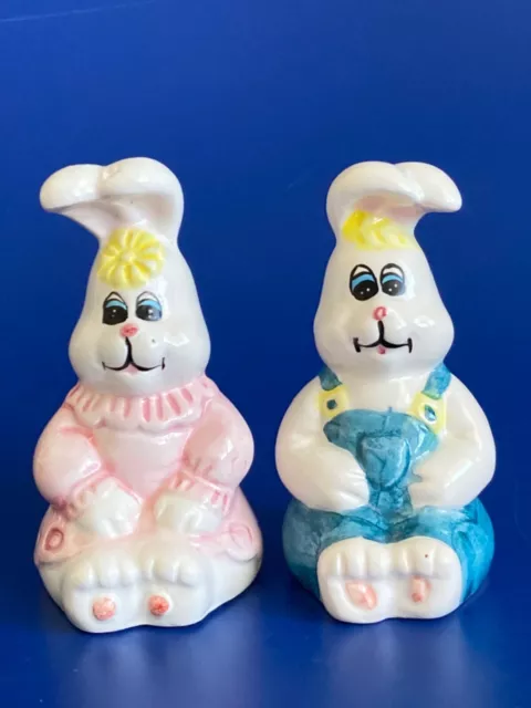 VTG 90s Novelty Easter Bunny Salt & Pepper Shakers in Day Dress & Overalls