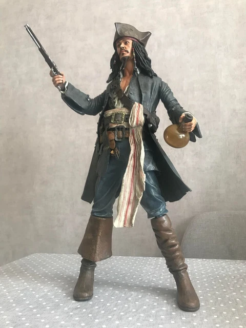 Grande Figurine NECA Jack Sparrow 45 Cm, Pirates Des Caraïbes, édition 2004, Parlante Et à Piles, Occasion