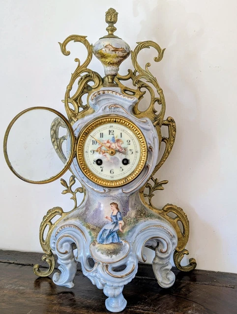 ANCIEN MOUVEMENT NU de pendule de Paris EUR 30,00 - FR
