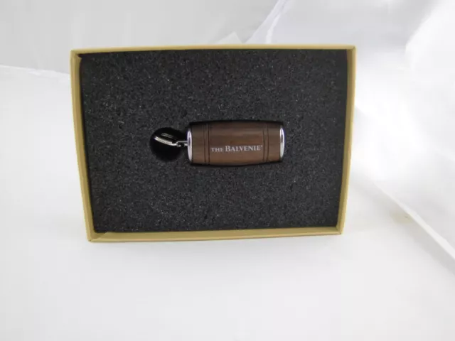 The Balvenie Single Malt Scotch Whisky Eiche Fass Design 8G USB NEU mit Box 2