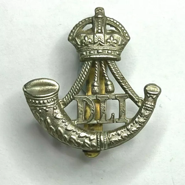 WW2 Durham Light Infantry Cap Badge original White Metal 43x40 mm