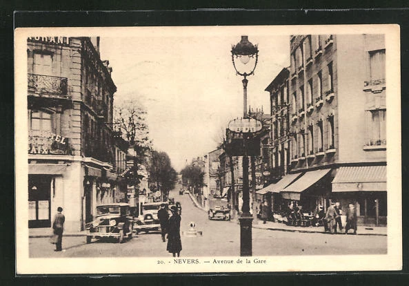 CPA Nevers, Avenue de la Gare