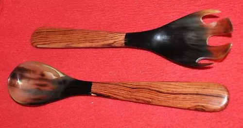 Salatbesteck Büffelhorn mit Holzgriff, irish Horn 29 cm