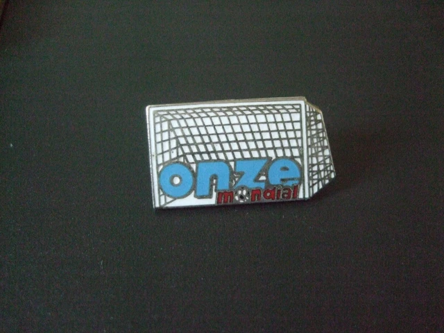 PINS PRESSE ONZE MONDIAL FOOT FOOTBALL