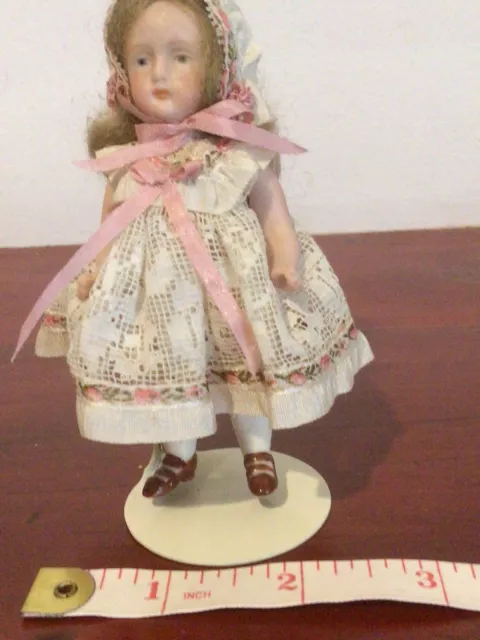 Handmade Porcelain Old Fashioned Doll With Moveable Arms And Legs