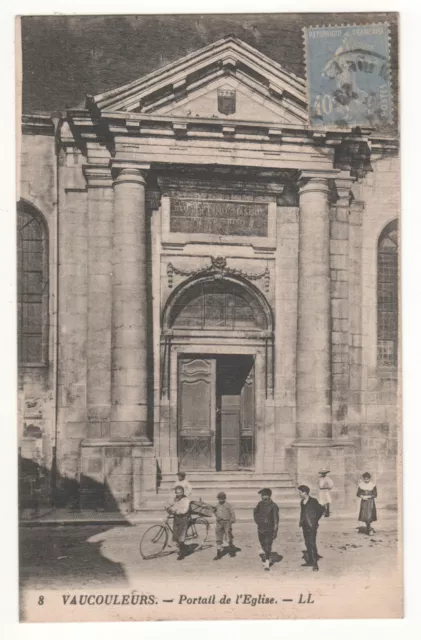Cpa 55 - Vaucouleurs : Portail De L'église (Meuse) Écrite