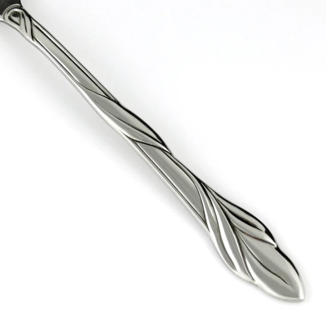 thumbnail image 2 of Oneida Grand Majesty Stainless Steel Flatware - Glossy USA Pattern (2001) - Great Used Condition 2 of 3