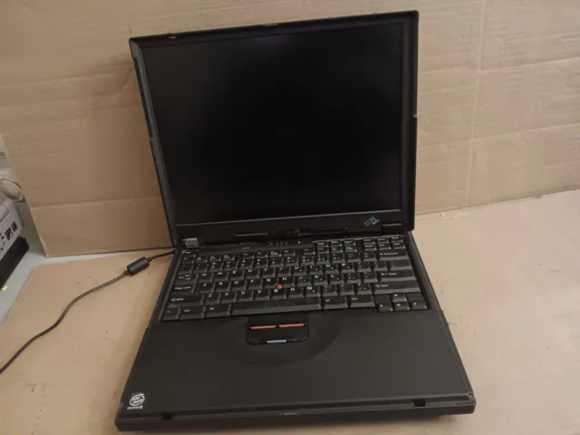 Vintage IBM Thinkpad 390E Laptop Intel Pentium II @ 300 MHz 13.3" LCD TYPE 2626