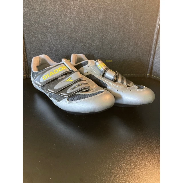 DIADORA CYCLING SHOES Complete With Shimano PD1056 Pedals  display picture 1
