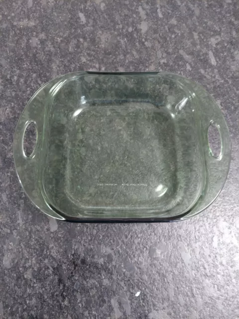 Anchor Hocking 2 Qt / 2 L. Clear Glass Square Baking Dish 8x8 W
