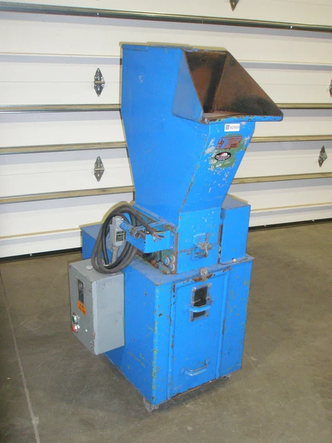 Ball & Jewell M100 Plastic Shreader, Granulator, Grinder, 480V, 5 Hp 3 Ph Motor