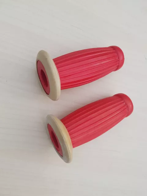 LAMBRETTA GP DL LI TV SX (S3) 1960's Style Red Rubber Bubble Handlebar Grips