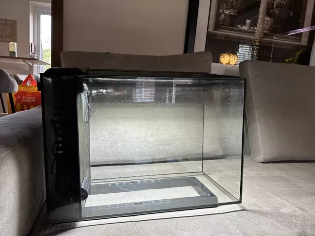 Fluval Spec 60L Aquarium Kit - Black