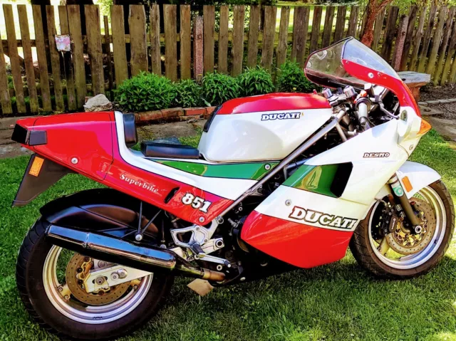 Ducati 851 Tricolore Strada