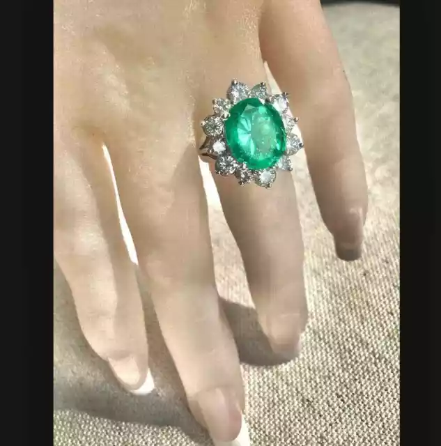 Fine Natural Colombian 7.10CT Emerald With Single Cut CZ Fine Simple Halo Ring 2