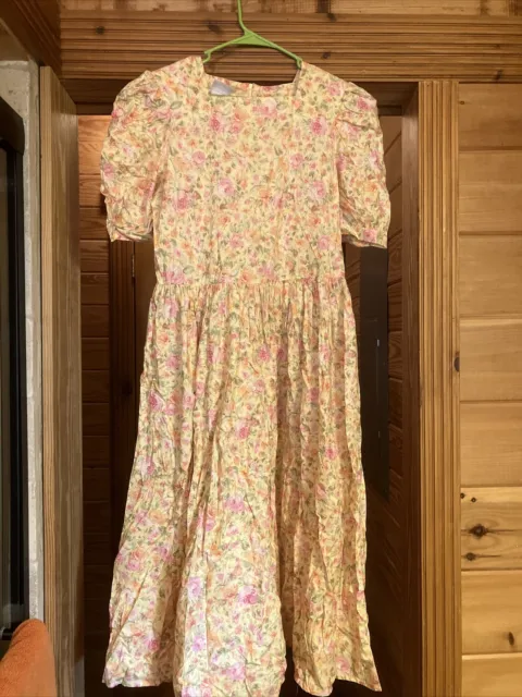 Vintage Laura Ashley Prairie Cottage Floral dress Size 12