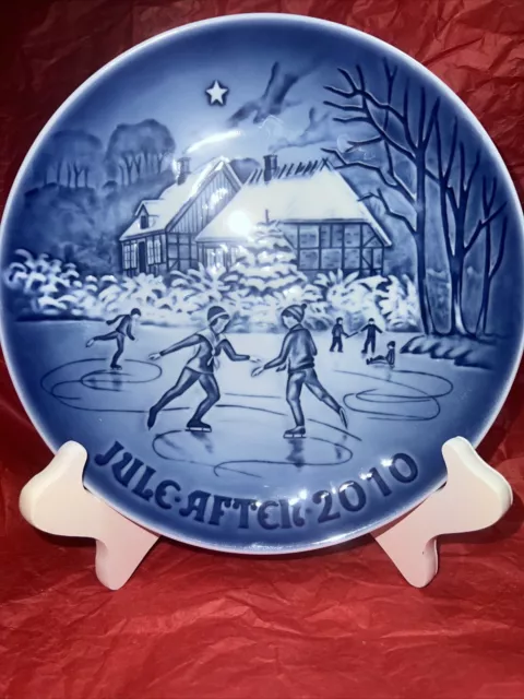 B & G Christmas Plate JULE AFTER Bing & Grondahl 2010
