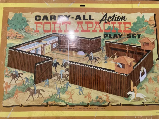1968 MARX FORT APACHE Carry-All Action Tin Carrying Case