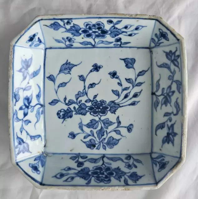 Gorgeous Blue & White Chinese Square Dish, Circa 17Th - 18Th Century