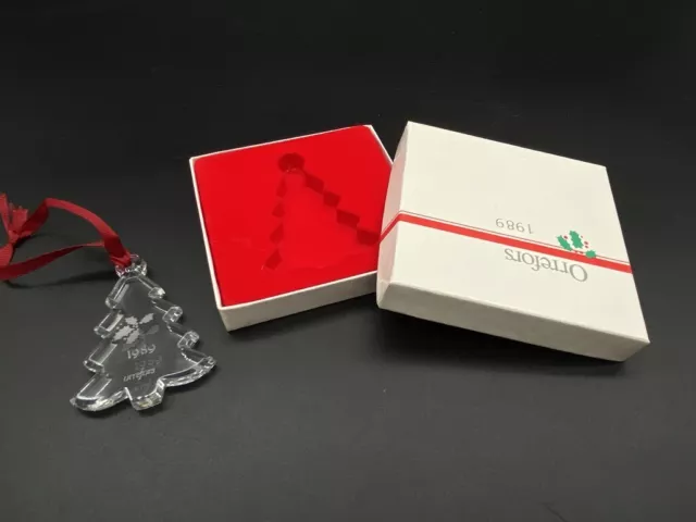 ORREFORS Crystal Glass 3" Christmas Tree Ornament 1989 Original White & Red Box