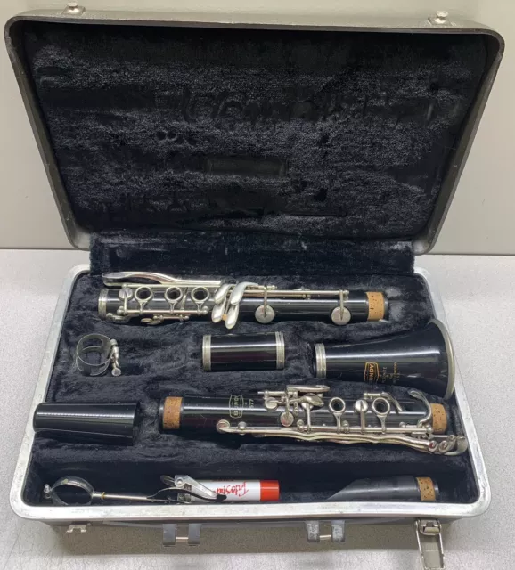 Selmer Bundy 577 Resonite Bb Clarinet