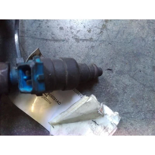 Iniettore Benzina Per Volkswagen Golf 3A Serie -Berl.-Cabrio (92-98) 1.6