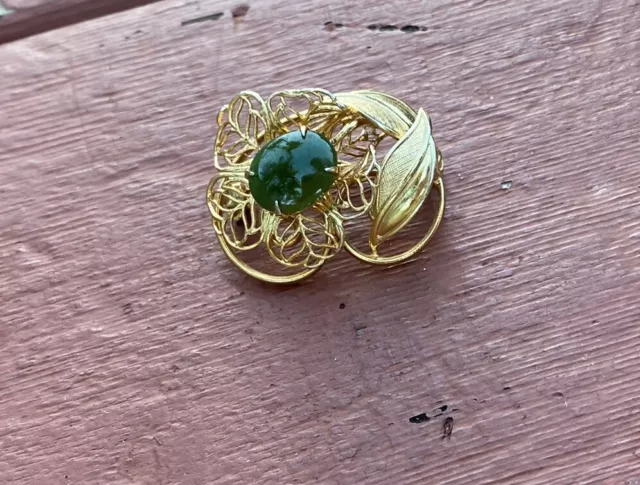 Lovely Oval Dark Green New Zealand Jade Greenstone Brooch w Gold Filigree Flower 2