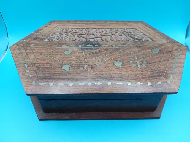Boîte à Bijoux En Bois Incrustée De Nacre - Style égyptien Artisanal - Dimensions 6.25 Pouces