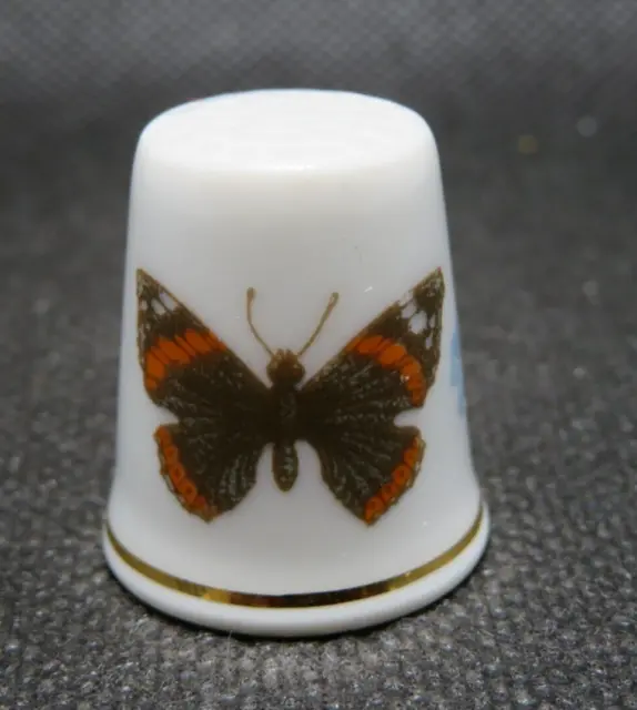 Pirken Hammer Porcelana Czech Republic Thimble - Butterfly