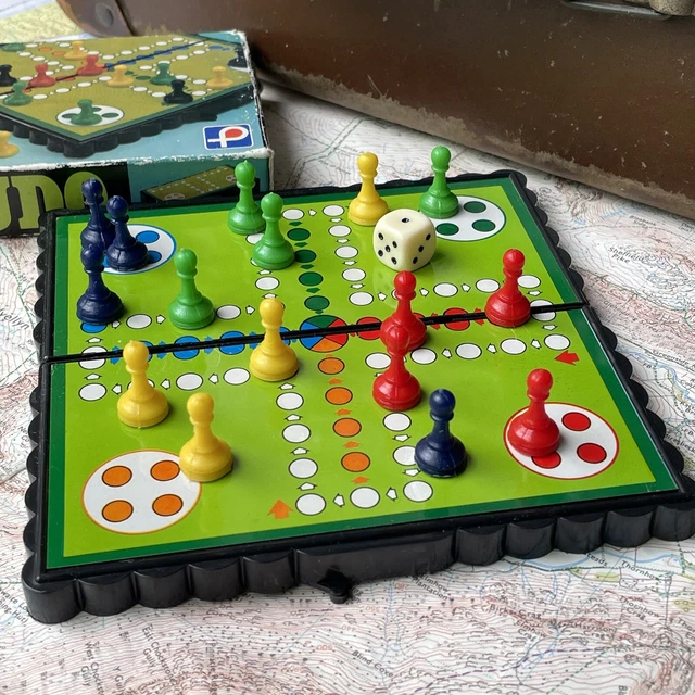 Playmatt Reisespiel „Rausschmeißer“ Ludo – Kompaktes Gesellschaftsspiel Für Unterwegs | Für Familie & Reisen