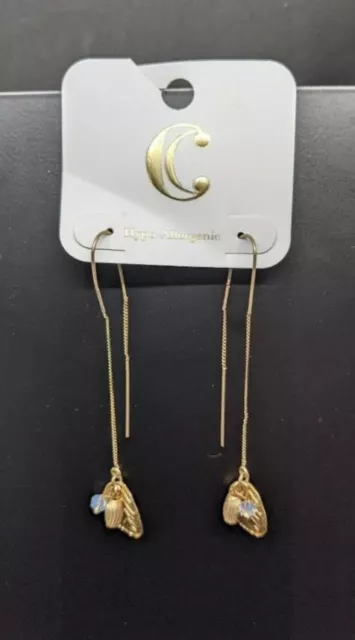 Earrings Charming Charlie Gold Tone Leaf Pattern Drop/Dangle Hook Fastener