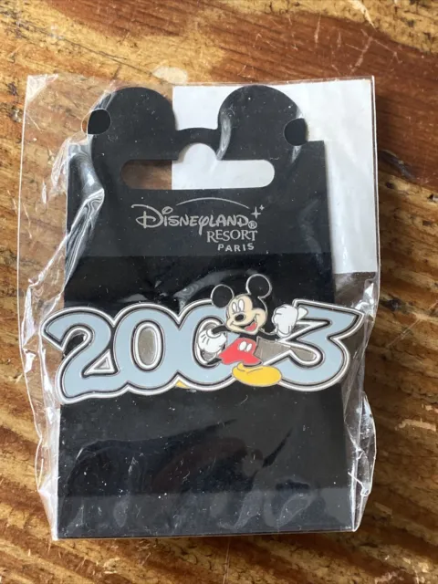 Disneyland Resort Paris 2003 Disney Collector Pin Classic Mickey Mouse