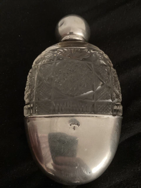 Sehr schöner Flachmann Taschenflasche mit 925 er Sterling-Silber Sehr schöner Flachmann Taschenflasche mit 925 er Sterling-Silber