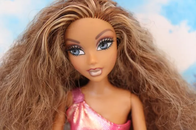 POUPEE MANNEQUIN Barbie Mattel Metisse Mille Tresses  EUR 8,00