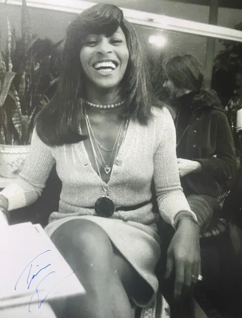 Tina Turner (†) signed Autogramm 25x20 Foto original autograph