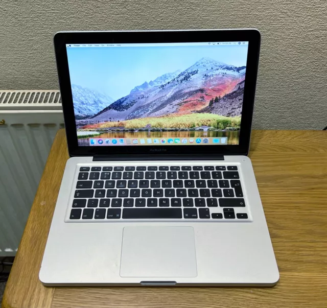 13.3" Apple MacBook Pro Early 2011 - Intel i5 2.3GHz / 8GB RAM / 240GB SSD A1278