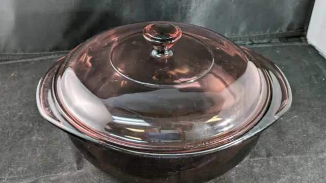 Pyrex #023 Cranberry Glass 1-1/2 Qt Round Casserole Baking Bowl with Lid Vintage