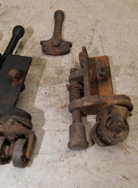 4 antique safe or machine roller wheel & lock down cast iron collectible lot M13 5