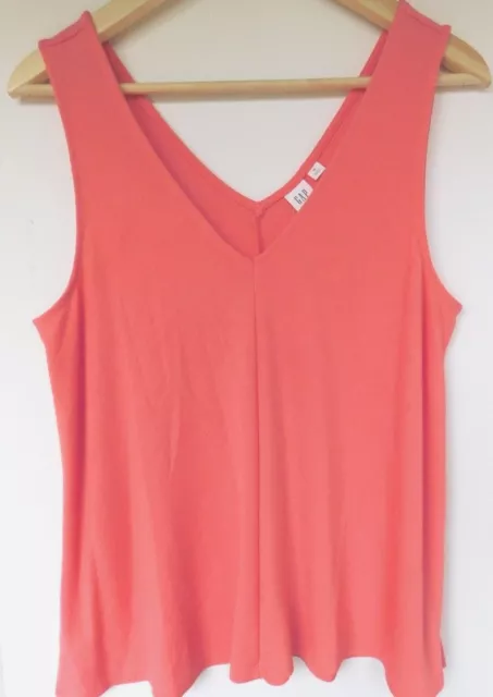 TANK TOP--GAP--Womens Softspun Knit V-Neck Sleeveless--Size Small--BRAND NEW