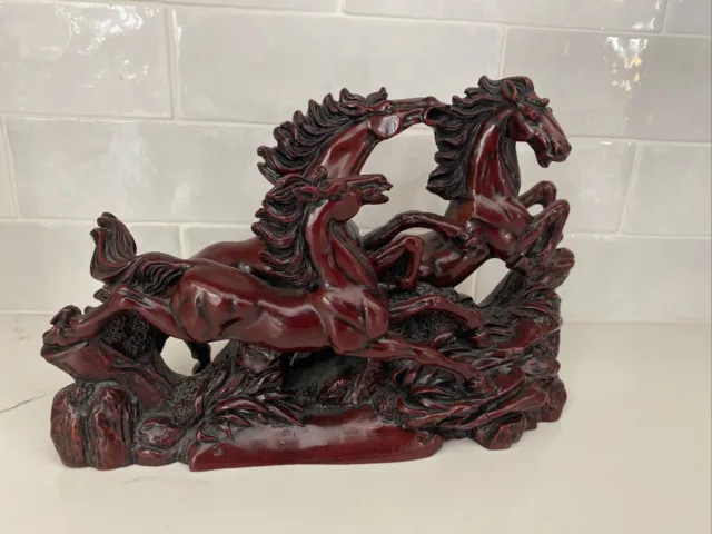 Three Galloping  Horse Chinese Sculpture Red Cinnabarcaset Resin