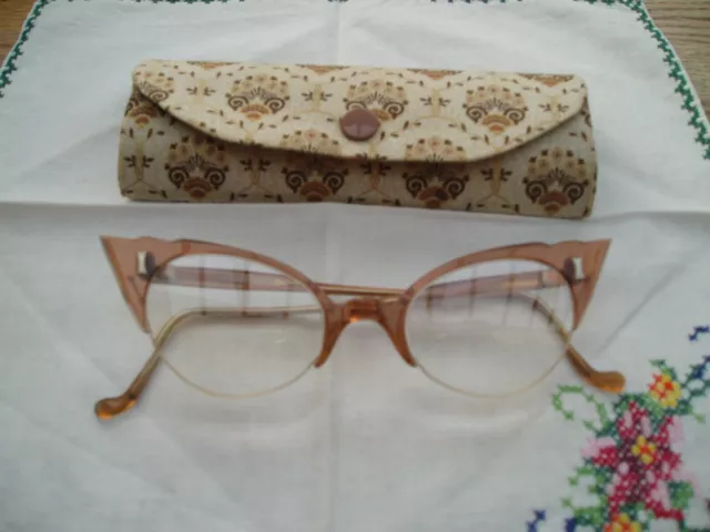 Vintage 1950's/1960s cats eye ladies spectacles glasses superb condition